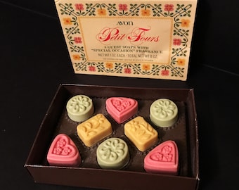 Vintage Avon Petit Fours 8 Guest Soaps with “Special Occasions” Fragrance, Pretty Display, Pink Green Yellow Grandma Soaps, Bathroom Decor