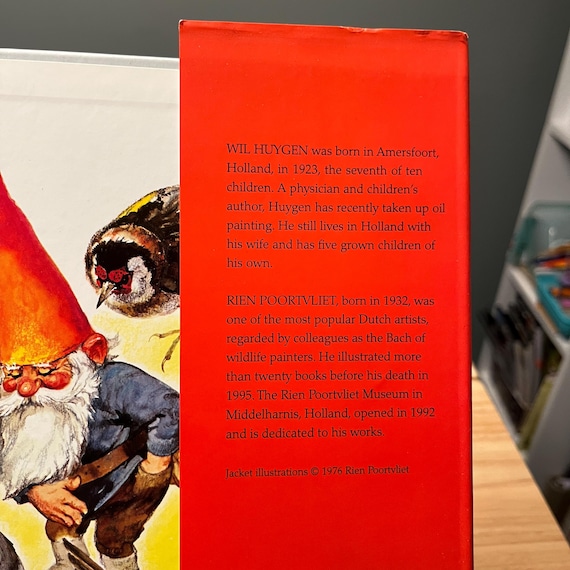Gnomes(ノーム)(ペーパーバック・英文書) Gnomes Book, Rien Poortvliet, Wil Huygen, Thirtieth Anniversary