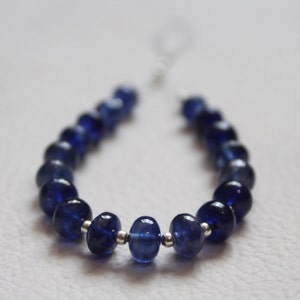18 Picsec Fabulous Blue Sapphire Roundel Shape Smooth  Beads, 6--7- MM, Blue Sapphire Beads.Blue Sapphire Beads.45.0 Crt...
