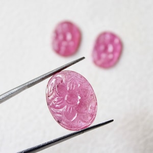 Carved Natural Ruby Gemstone: Oval Flower Design (15x10.5x3 to 20x15x4 mm)