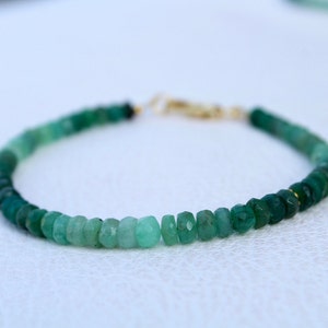 Natural Emerald Beads Bracelet: Faceted Green Gemstone Jewelry