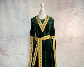 Elven dress, velvet medieval dress, forest elf