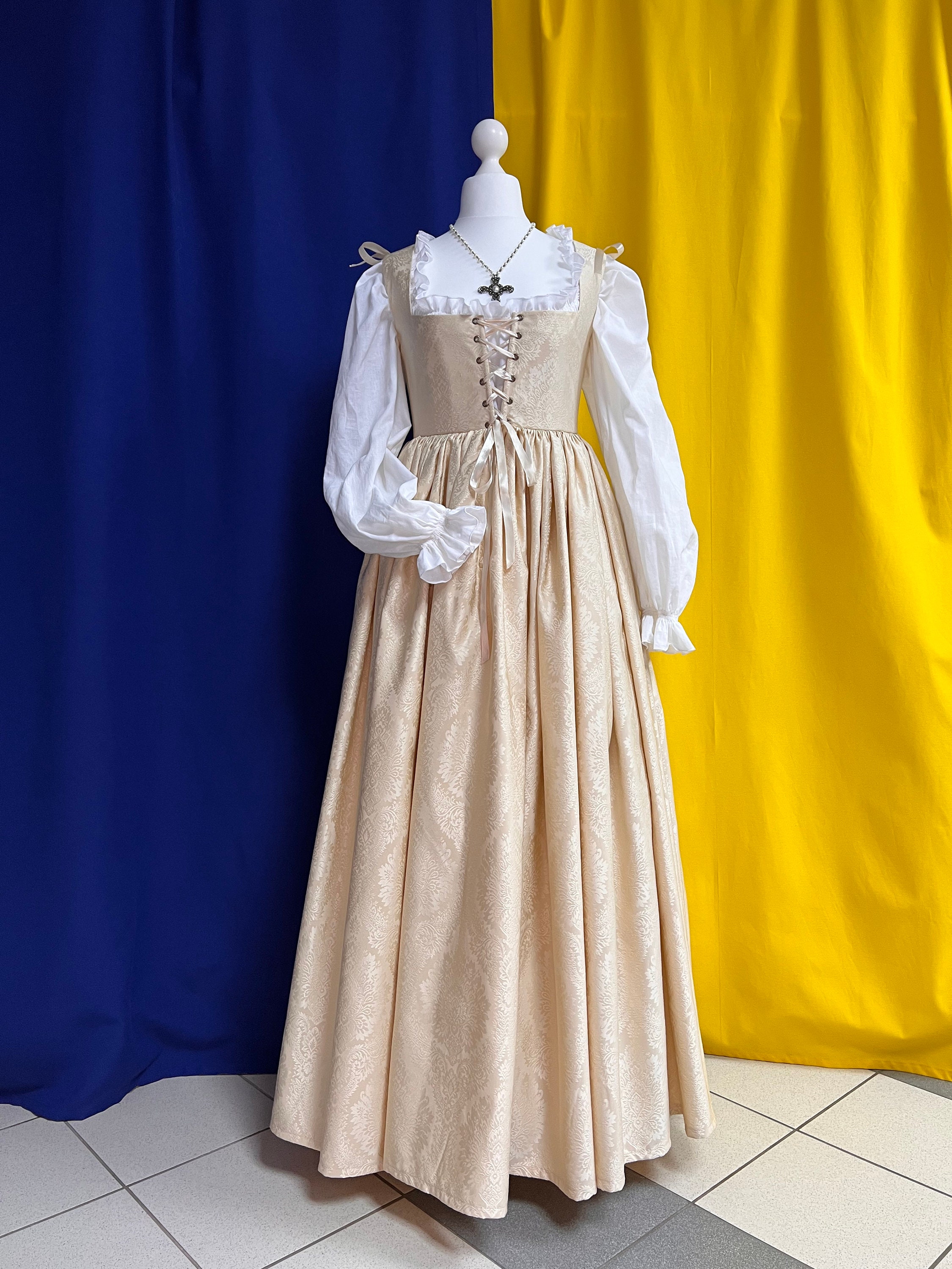 16th century hotsell ball gowns