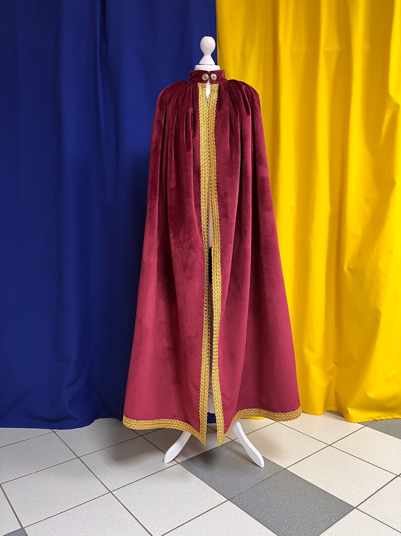 Castle Pattern Edge Robe Royal Cape Medieval Bridal Robe Fur Cloak Ermine Fur - Etsy