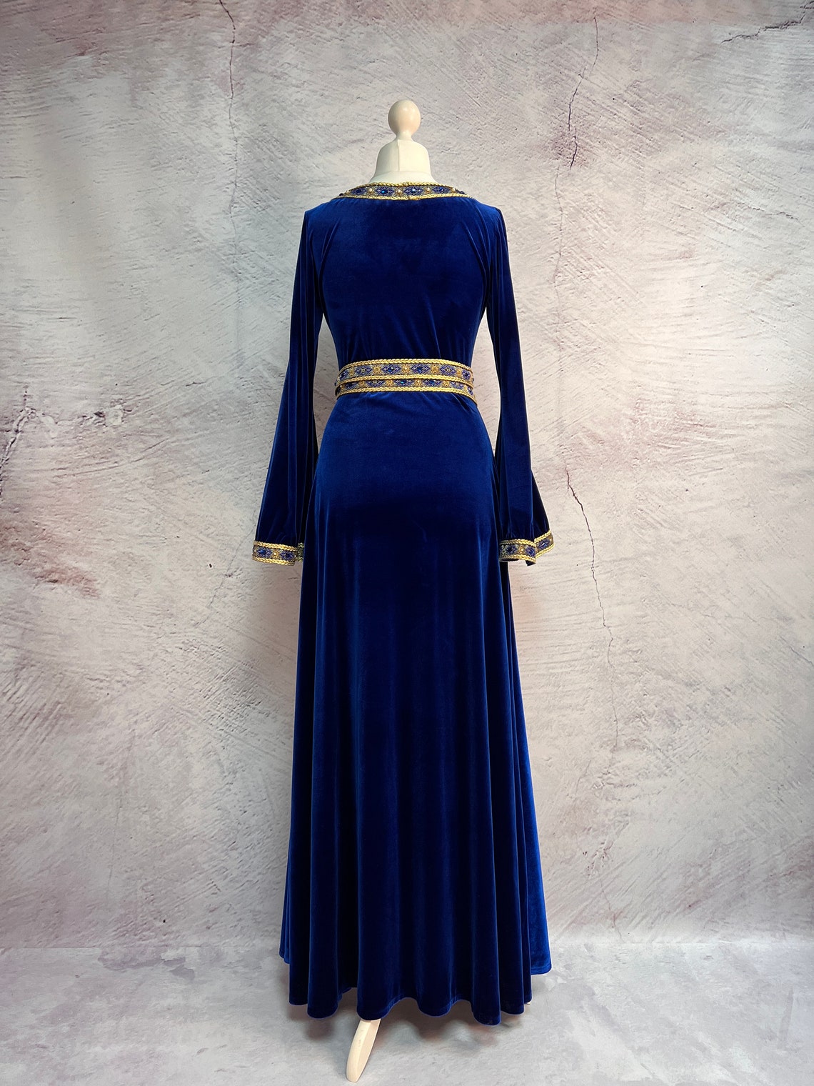 Elven Dress Velvet Medieval Dress Fantasy Wedding Dress - Etsy
