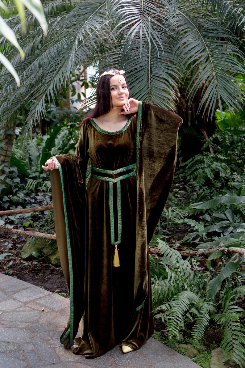 Robe elfique elfe vert robe de Seigneur des anneaux Etsy Robe elfique elfe vert robe de Seigneur des anneaux Etsy