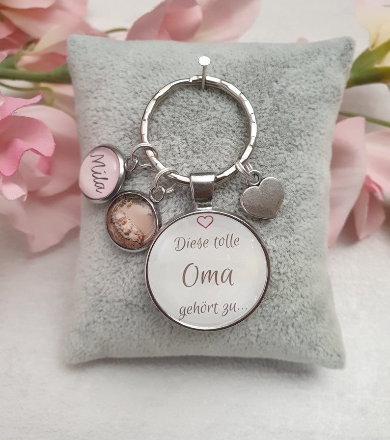 Personalisierter Schlüsselanhänger mit eigenem Bild Geschenke Mama Oma anhänger Herz Enkel Geschenkidee fotogeschenk kinder image 1