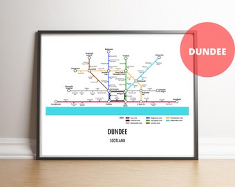 Impresión de mapa de metro personalizable de Dundee, Escocia: regalo de arte mural con mapa callejero de transporte moderno
