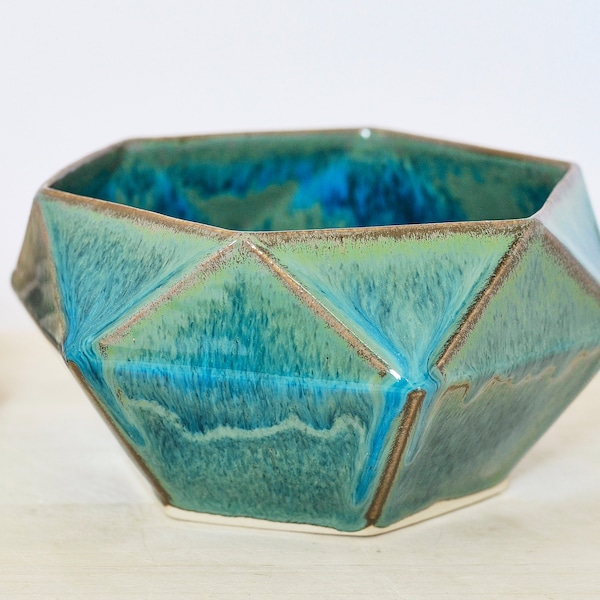 Large geometric 3D diamond bowl "Elsa" aqua