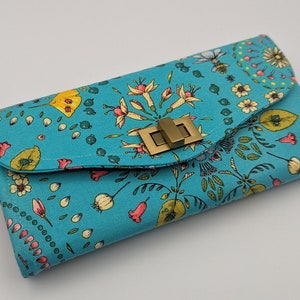 Großes verspieltes Damen Portemonnaie, Damen-Geldbörse, Damen Geldbeutel, Brieftasche, Floral, Sofortversand, mint und gelb.