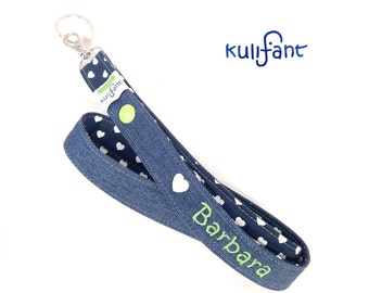 personalisiertes Denim Schlüsselband zum Umhängen für alle mit Namen Herzen  Schlüsselbänder grün blau mit Druckknopf komplett zu öffnen