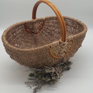 Einkaufskorb mit Rattanbügel