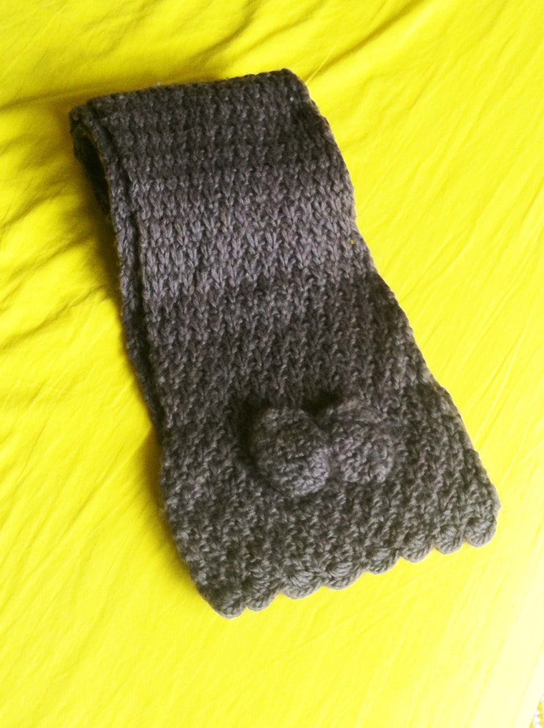 Vintage Schal mit Schleife Vintage scarf with a bow Bild 1