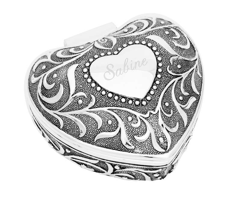 Jewelry box in heart shape antique silver jewelry box silver plated heart jewelry box jewelry box engraving ring case box box image 5