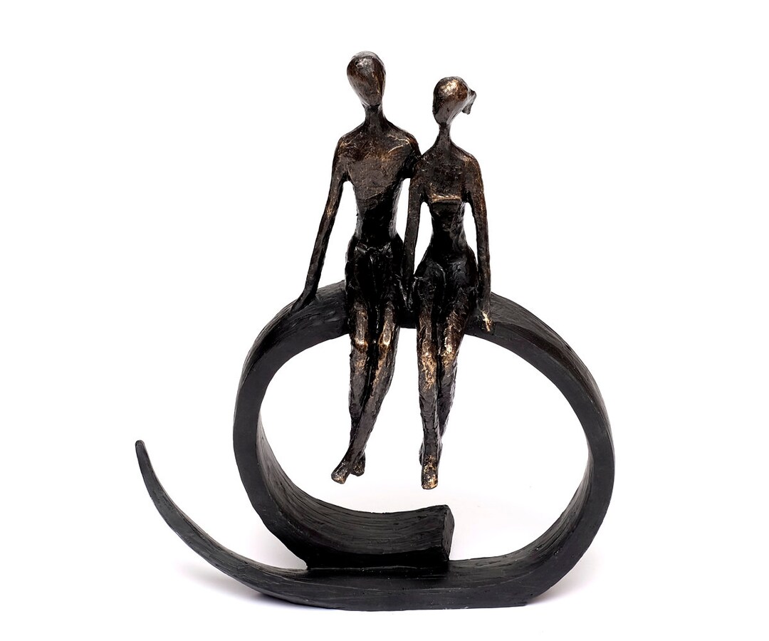 Design Sculpture Couple Lovers Decoration Figure Made of Artificial
