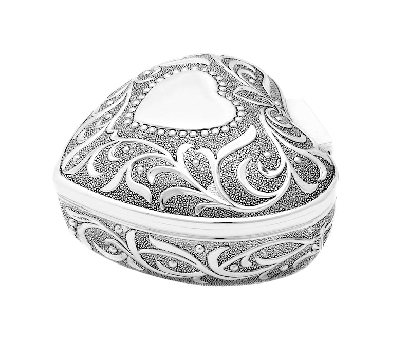 Jewelry box in heart shape antique silver jewelry box silver plated heart jewelry box jewelry box engraving ring case box box image 3