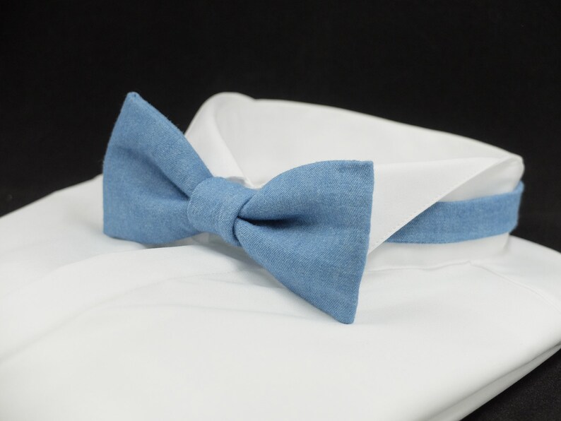 Bow tie for men indigo blue