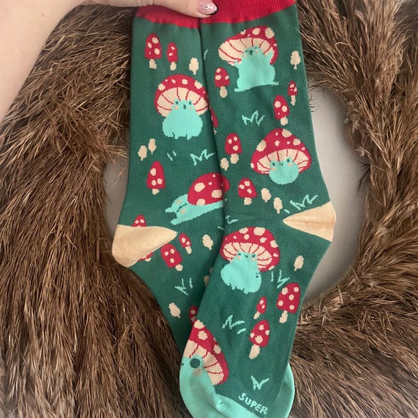 mushroom frog socks