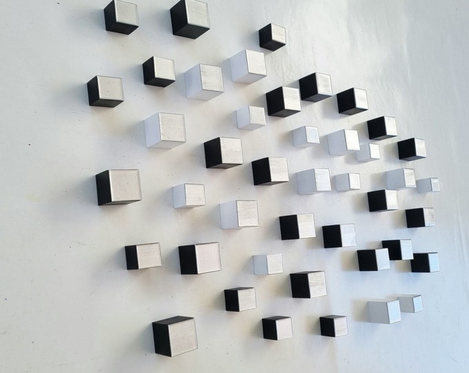 Silver wood wall art. Wood cubes, silver, white and black. Minimalist deco. Modern decoration. Geometric 3d art. Sculpture art.  Resin top ©