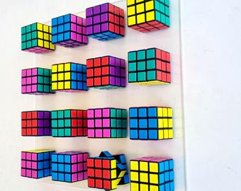 Retro Puzzle Cube Wall Art – Interactive 3D Floating Sculpture on Transparent Acrylic Panel