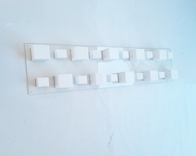 3d wall art. White wood blocks with Resin on acrylic panel. Elegant minimal wall art. Perfect for long, narrow spaces, beams, columns ©