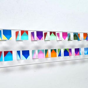Scultura murale cubica in acrilico dipinta a mano: pannello artistico 3D in lucite