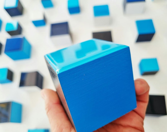 Pack of hand painted cubes. Blue colors. 3Dart. High quality,shiny epoxy resin front face,Choose the number of Self install wall art cubes ©