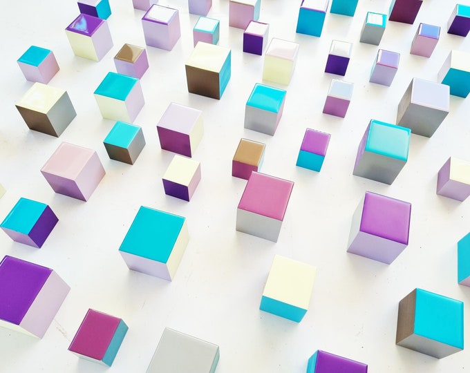 3d wall art, hand painted blocks with resin on top face. Unique art, modern sculpture. You can choose the number of wood cubes and sizes ©