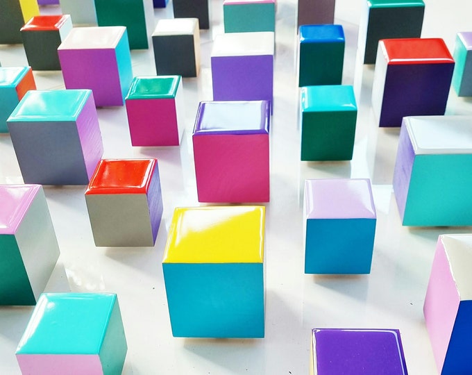 3D Wood Cube Wall Art, Set of 40 Handmade Resin Cubes, Modern Geometric Wall Sculpture, Custom Colors