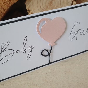 Petite fille faite main/ nouveau-né/ baby shower/ félicitations/ porte-monnaie / enveloppe cadeau