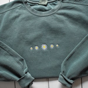 Embroidered Floral Daisy Sweatshirt Light Green Crewneck Chambray Seafoam Comfort Colors Embroidered Sweatshirt image 4