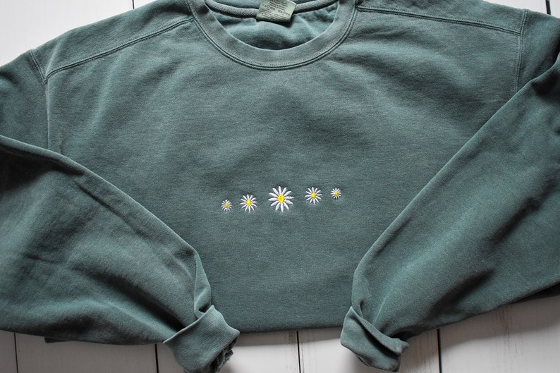 Embroidered Floral Daisy Sweatshirt Light Green Crewneck Chambray Seafoam Comfort Colors Embroidered Sweatshirt image 4