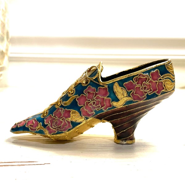 Lovely Vintage Handmade Cloisonné trinket shoe - collectable treasures - Cloisonné style