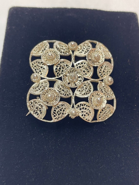 Lovely Filigree Brooch - Vintage Sterling Filigree