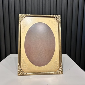 Embossed Gold ornate picture frame NON GLARE GLASS- 5&quot;x7&quot; Embossed Gold metal photo frame-Embossed mat for oval photo 4&quot;x6&quot;