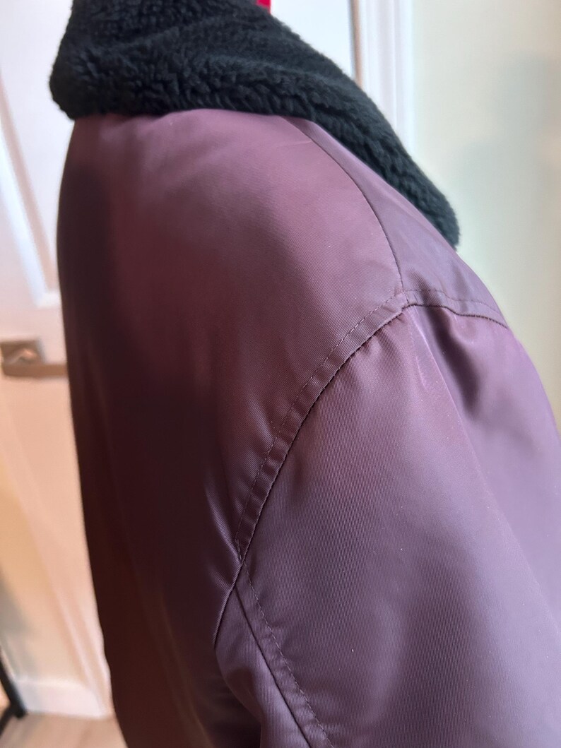 Chaqueta bomber Buffalo David Bitton XL color burdeos con cuello de piel sintética, abrigo acolchado de nailon para invierno para hombre imagen 7