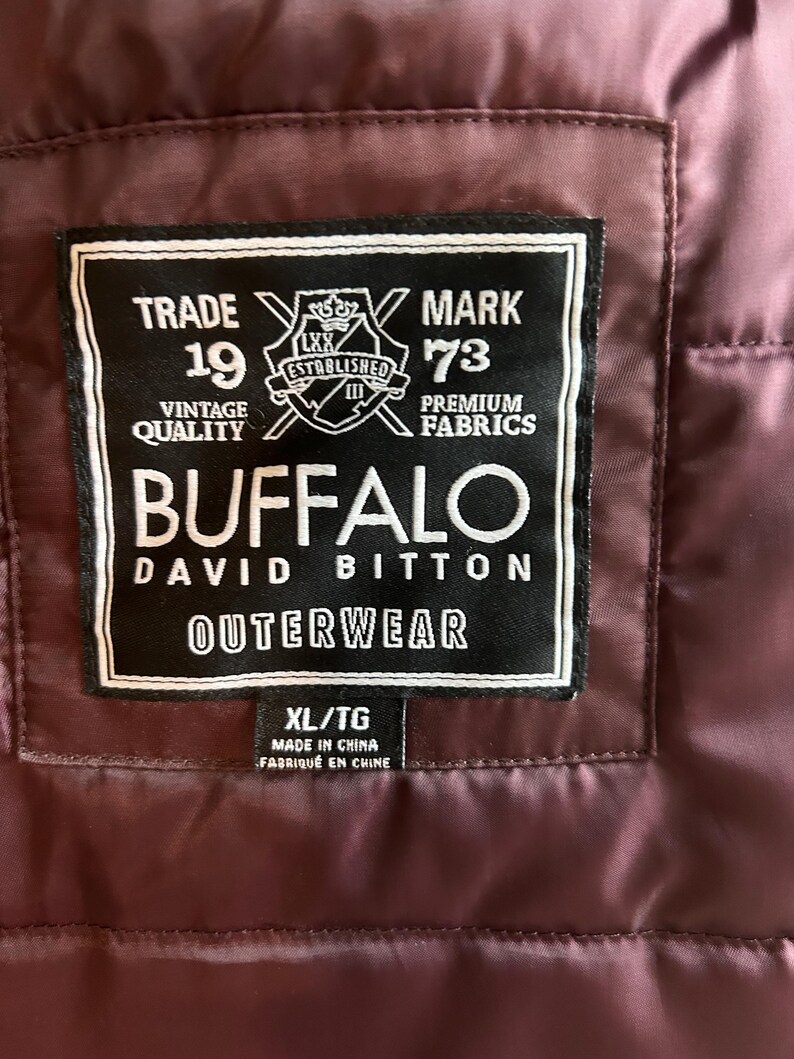 Chaqueta bomber Buffalo David Bitton XL color burdeos con cuello de piel sintética, abrigo acolchado de nailon para invierno para hombre imagen 13