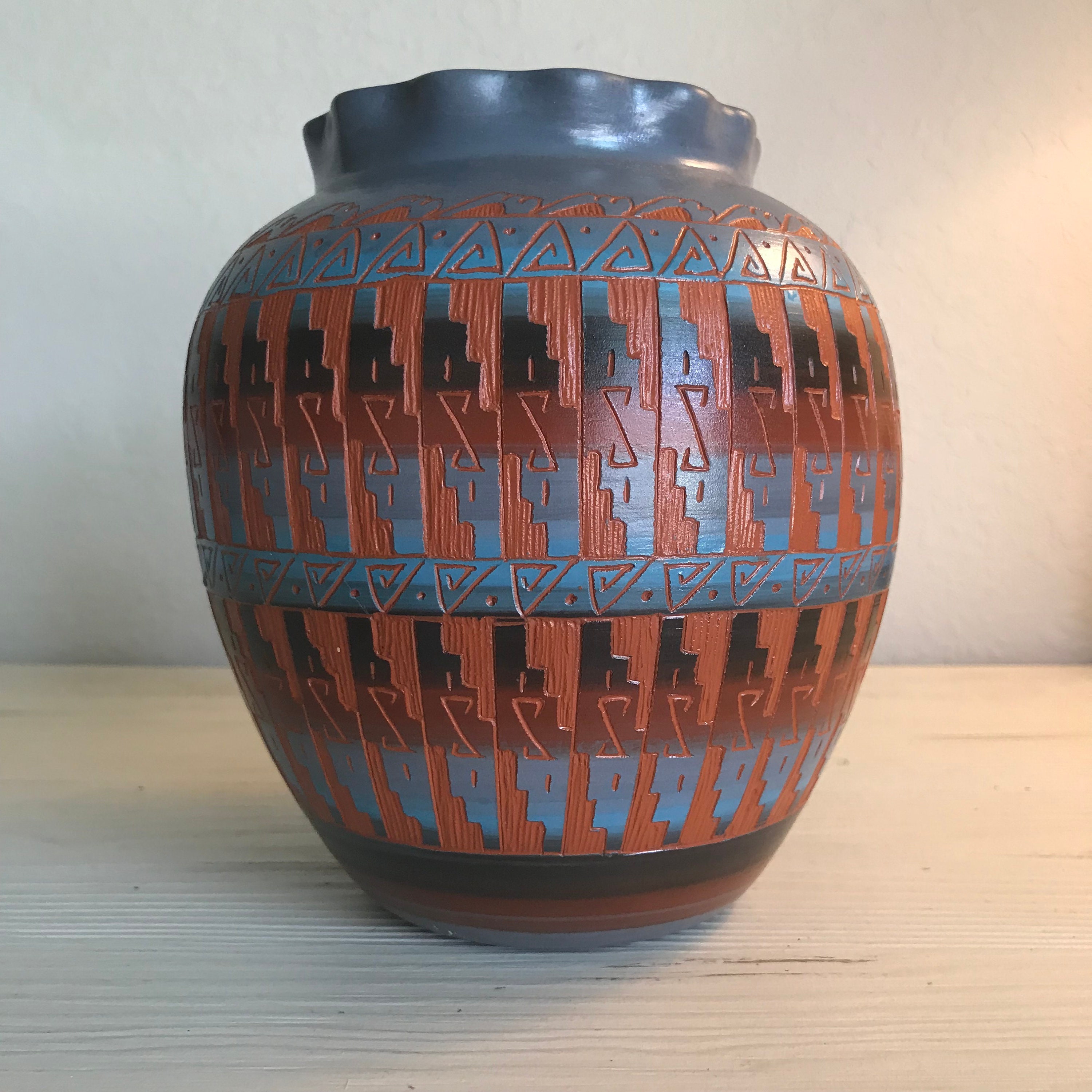 native american navajo pottery vintage vase 7tallhand etsy navajo pottery