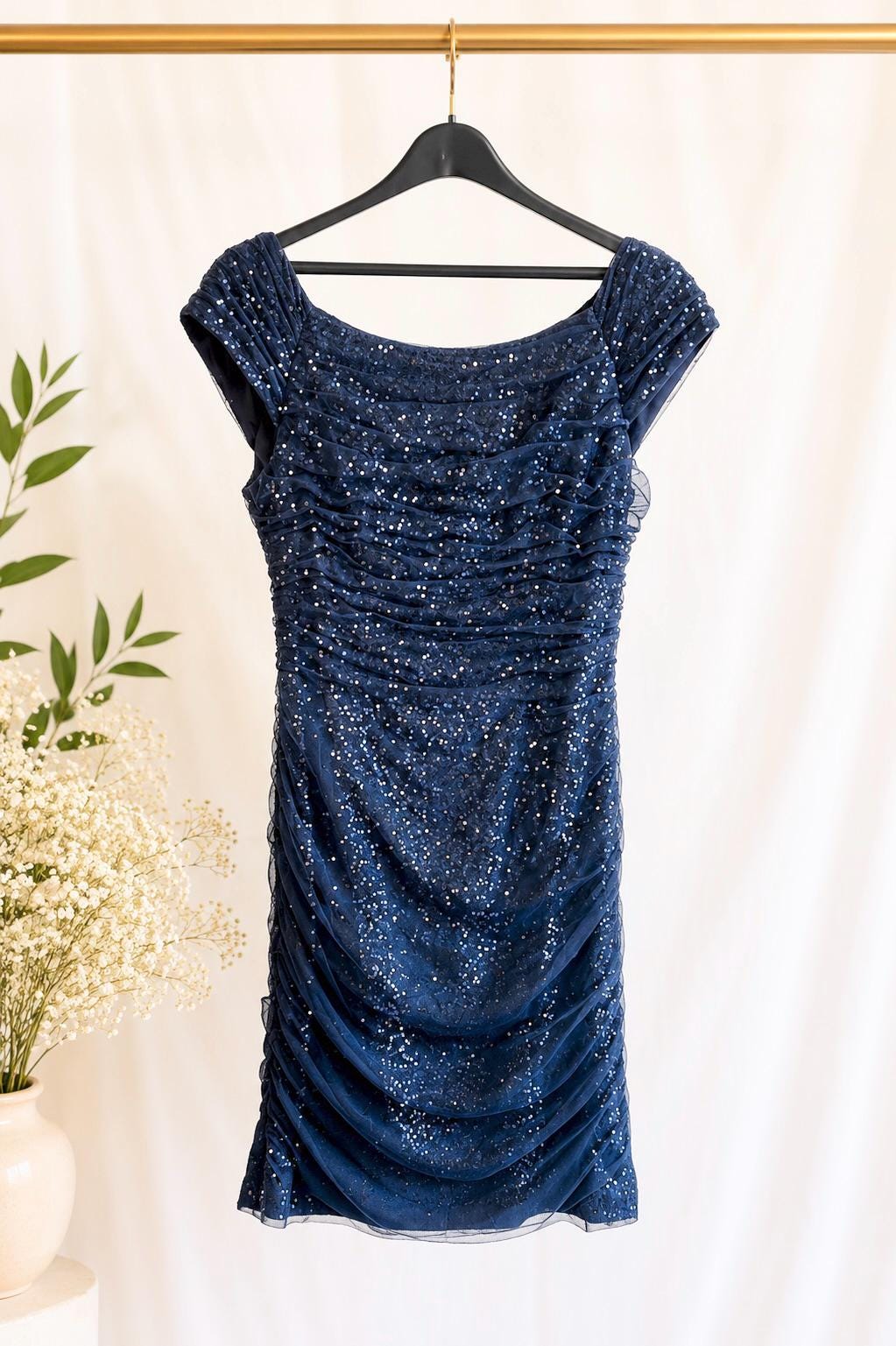 Lauren Ralph Lauren Evening Sequin Dress Size 10 - Navy Blue Ruched Mesh Cocktail Gown - Sparkling Cap Sleeve Formal Bodycon Party Dress