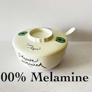 Vintage Melamine Soup Bowl with Lid and Spoon – Asian Style Lightweight Rice or Ramen Set – Signed Design