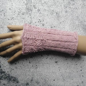 gestrickte Armstulpen/100%Merino/Handstulpen/Pulswärmer/Handschuhe/ schwarz/hellgrau/anthrazit und viele andere Farben Einheitsgröße Rosa