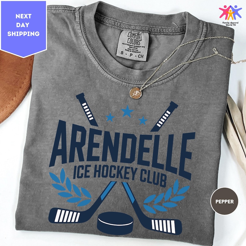 a t - shirt with the name of an ice hockey club