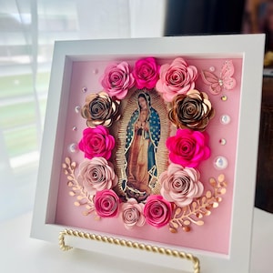 9x9 Cuadro de la Virgen de Guadalupe con flores de papel