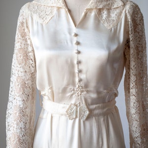 1940's Rayon Satin Bridal Dress With Contrast Lace Design - Etsy