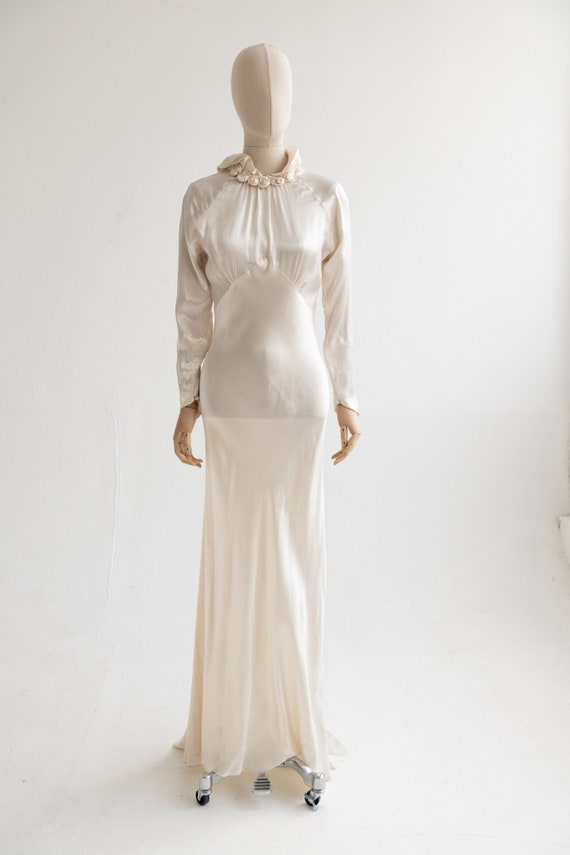Vintage 1930's Rayon Satin Bridal Dress with a St… - image 1