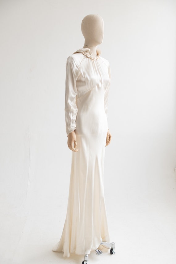 Vintage 1930's Rayon Satin Bridal Dress with a St… - image 5