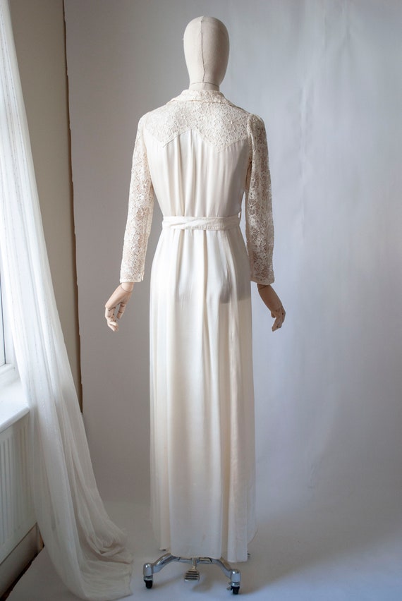 1940's Rayon Satin Bridal Dress with Contrast Lac… - image 7