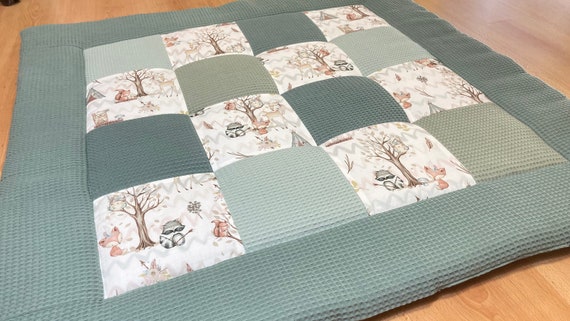 Krabbeldecke Babydecke  Patchworkdecke Waldfreunde 3 Größen