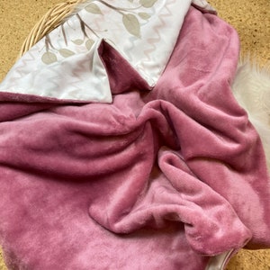 Baby blanket cuddly fleece cotton forest friends 90x70 old pink