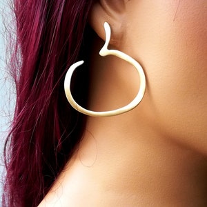 Gold hoop earrings, stud gold hoops, minimal gold hoops, Greek jewelry, bride earrings, wedding earrings, modern hoops, gift for her